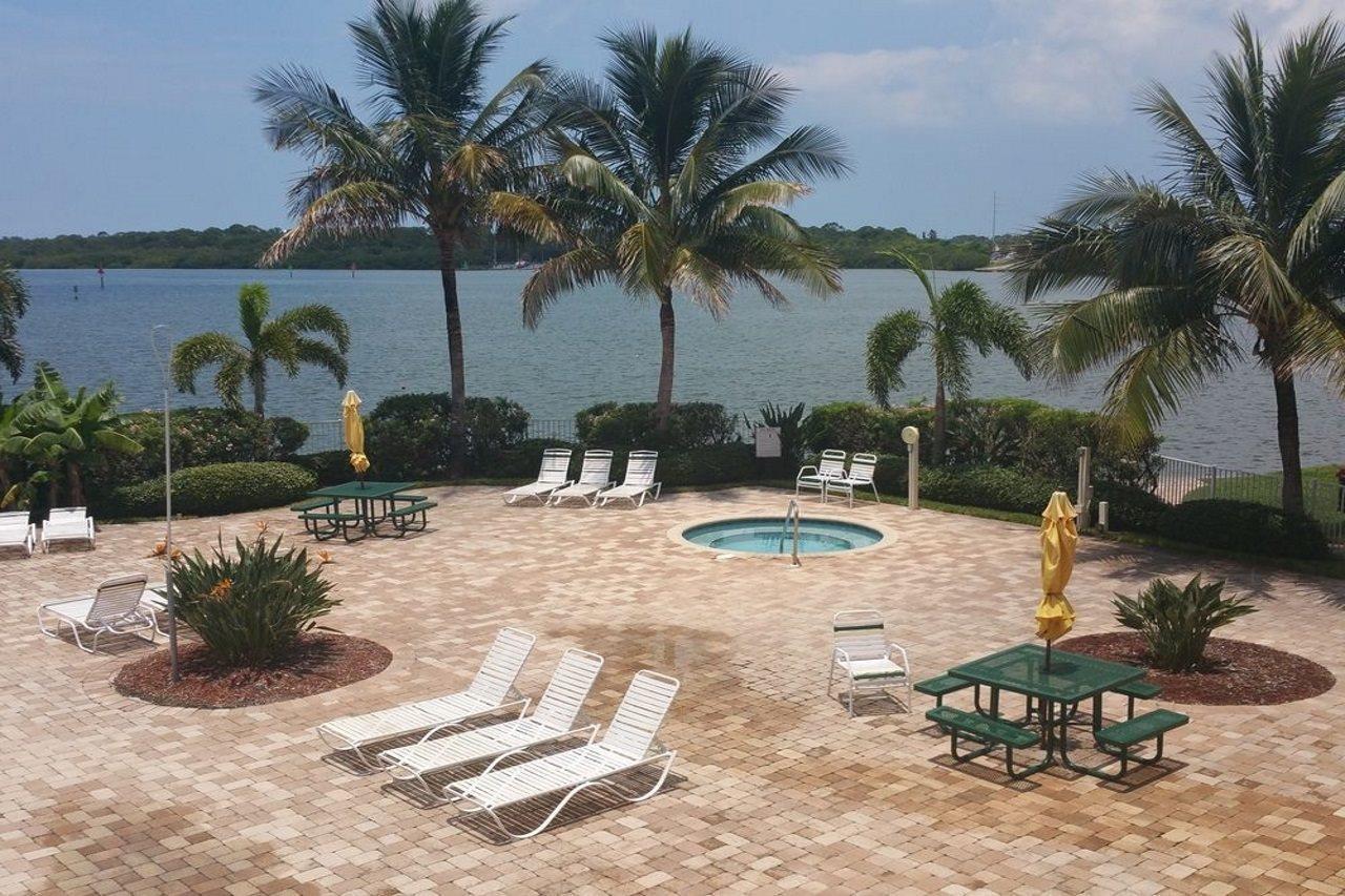 Boca Ciega Resort By Travel Resort Services St. Petersburg Eksteriør bilde